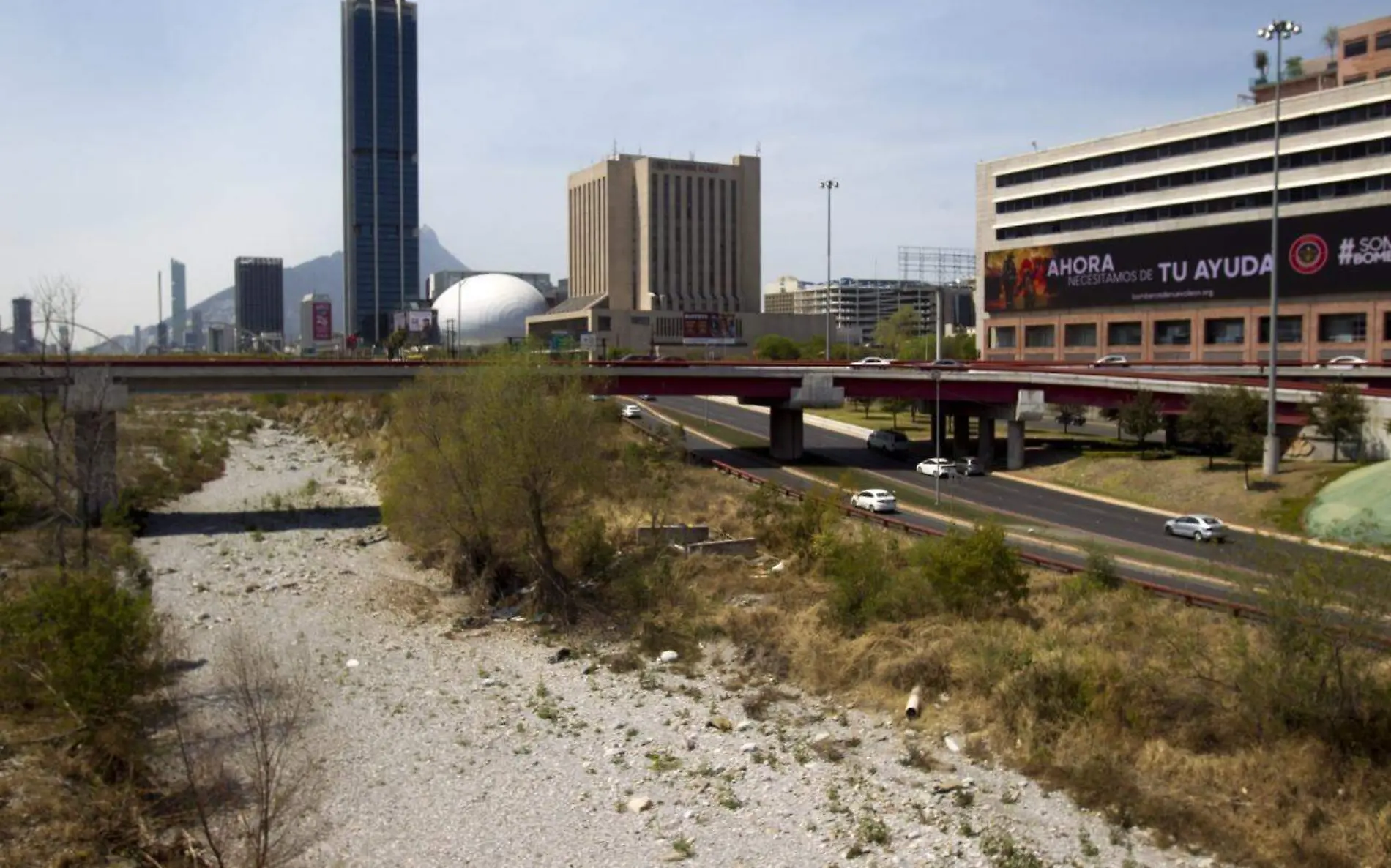 Río Santa Catarina se vuelve a llenar tras las lluvias en Nuevo León 